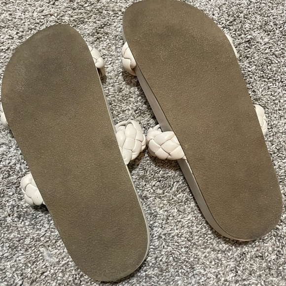 DV Dolce Vita Parla Sandal - Picture 4 of 4